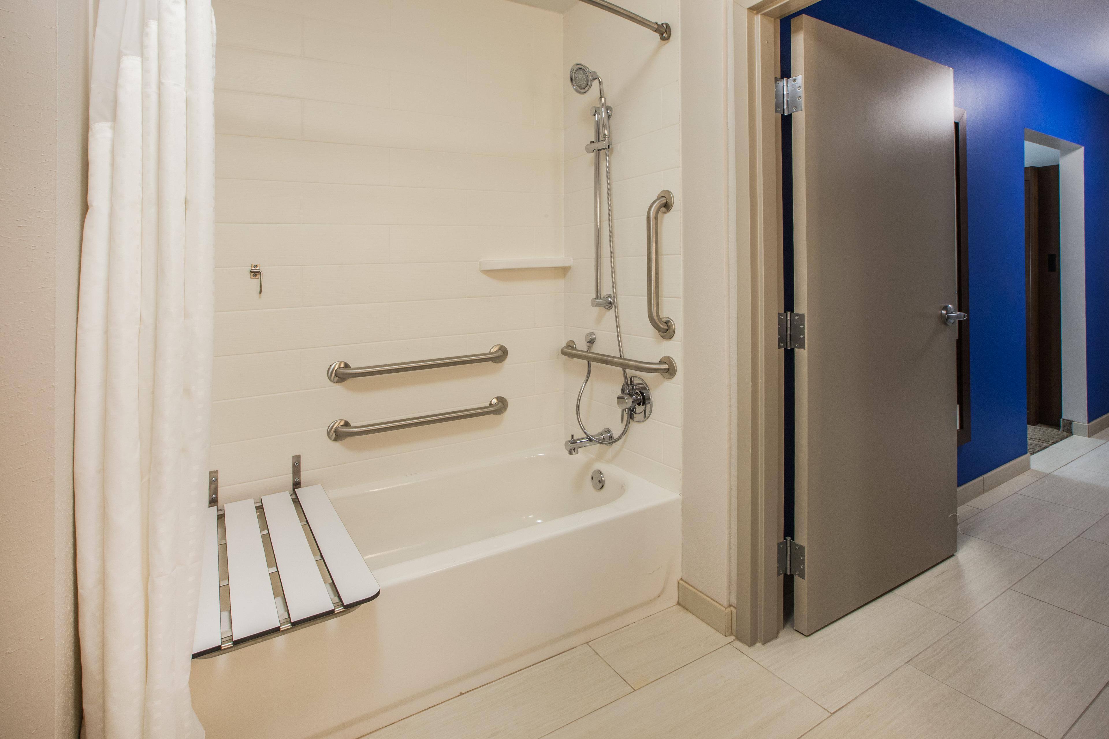 Holiday Inn Express Hotel & Suites Canton By Ihg Ngoại thất bức ảnh