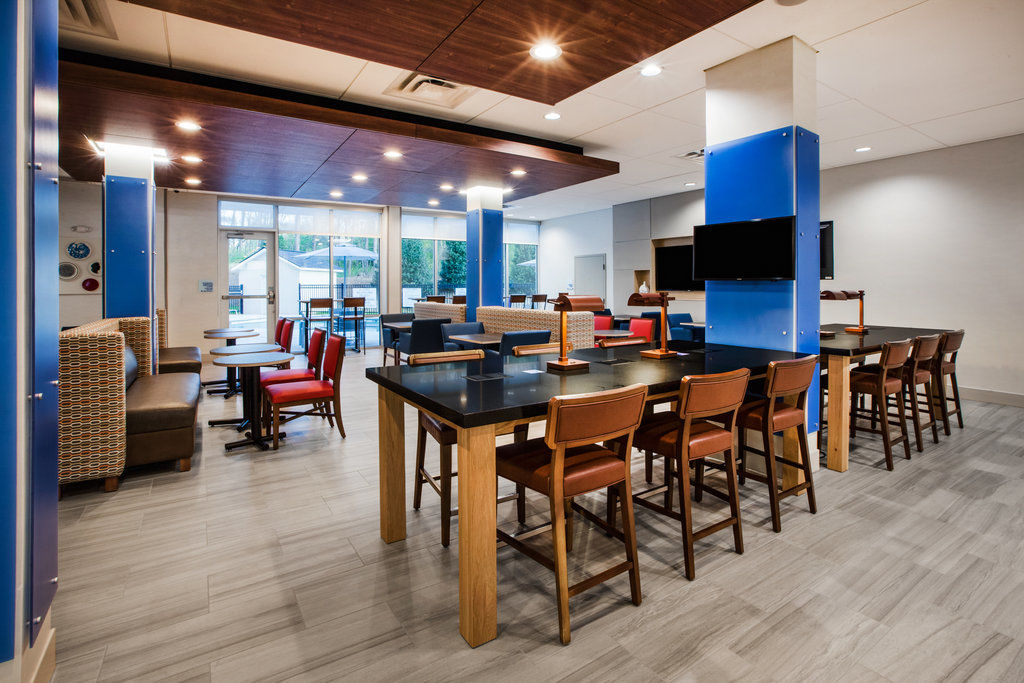 Holiday Inn Express Hotel & Suites Canton By Ihg Ngoại thất bức ảnh