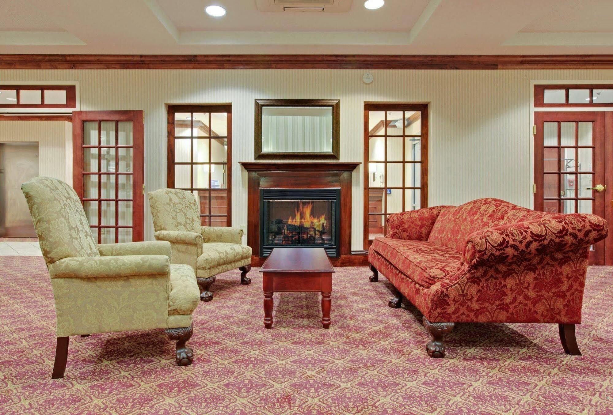 Holiday Inn Express Hotel & Suites Canton By Ihg Ngoại thất bức ảnh